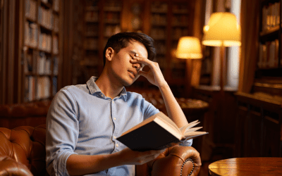 Pourquoi mes yeux me brûlent après 20 minutes de lecture (et ma solution simple)