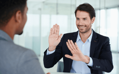 Comment dire non sans culpabiliser avec la technique du « sandwich positif »