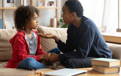 Comment expliquer à votre enfant pourquoi il n&rsquo;aura pas de smartphone (sans passer pour un parent arriéré)